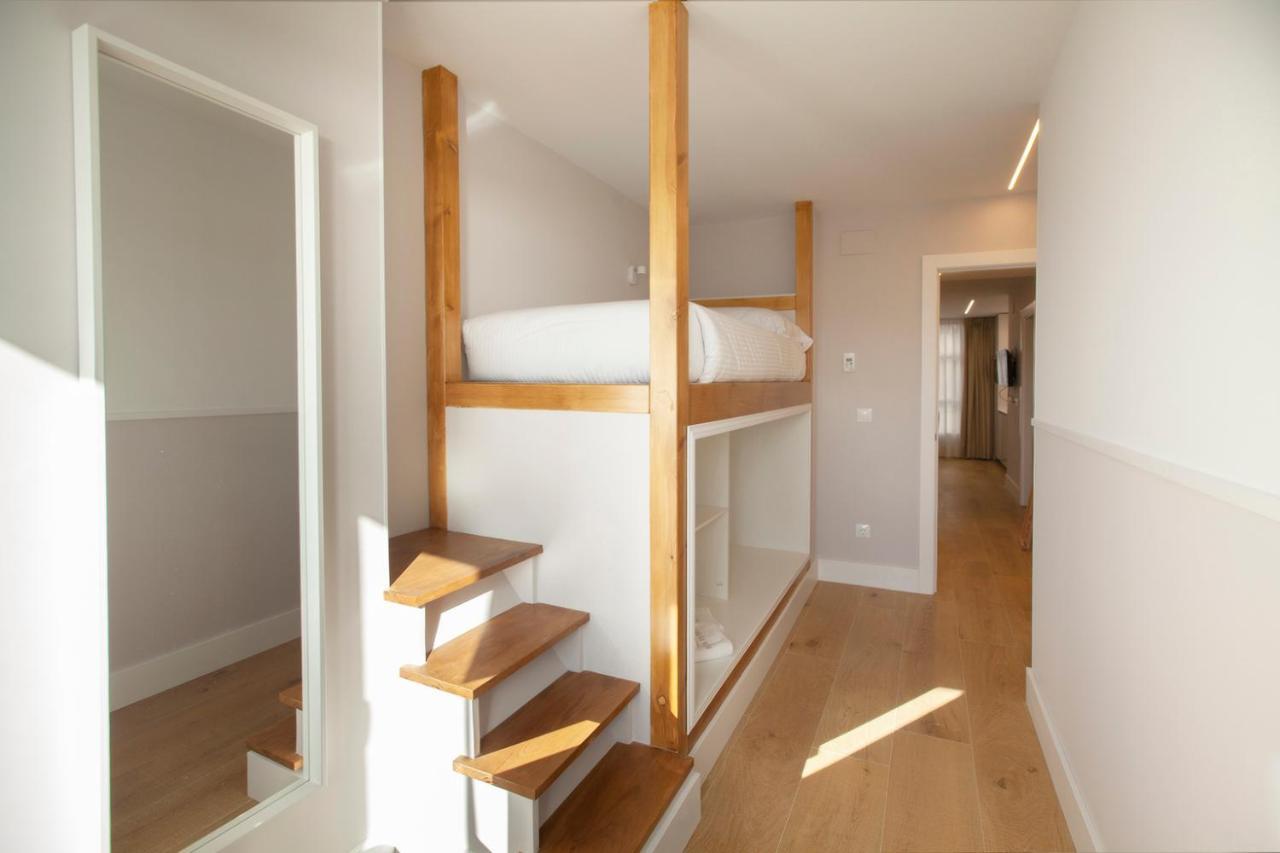 Apartamentos Reina Victoria ซานตานเดร์ ภายนอก รูปภาพ