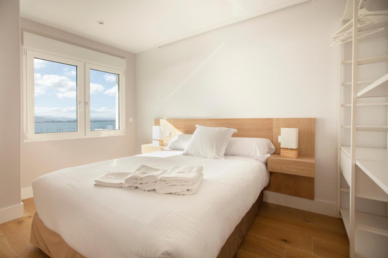 Apartamentos Reina Victoria ซานตานเดร์ ภายนอก รูปภาพ